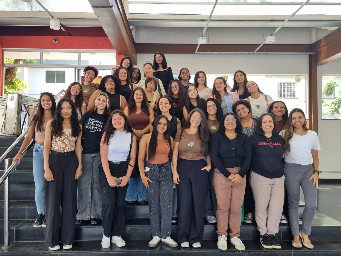 Foto da delegação do DECOM/UFOP no I Encontro Mineiro de Mulheres na Computação no CEFET-MG, em Belo Horizonte, com apoio da SBC, ocorrido em 28 de novembro de 2025.